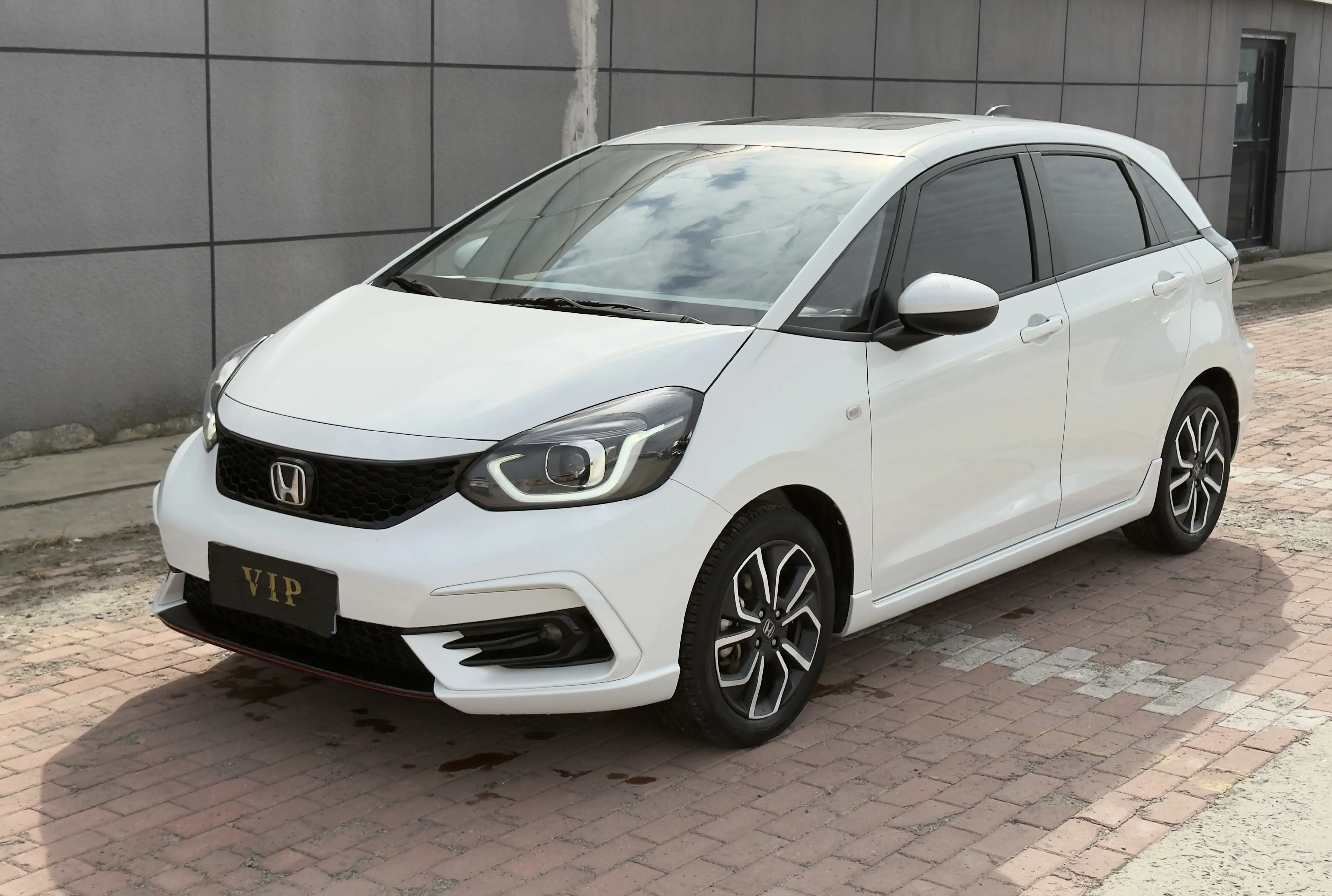 本田LIFE 2021款 1.5L CVT SPO-SS 灵动版